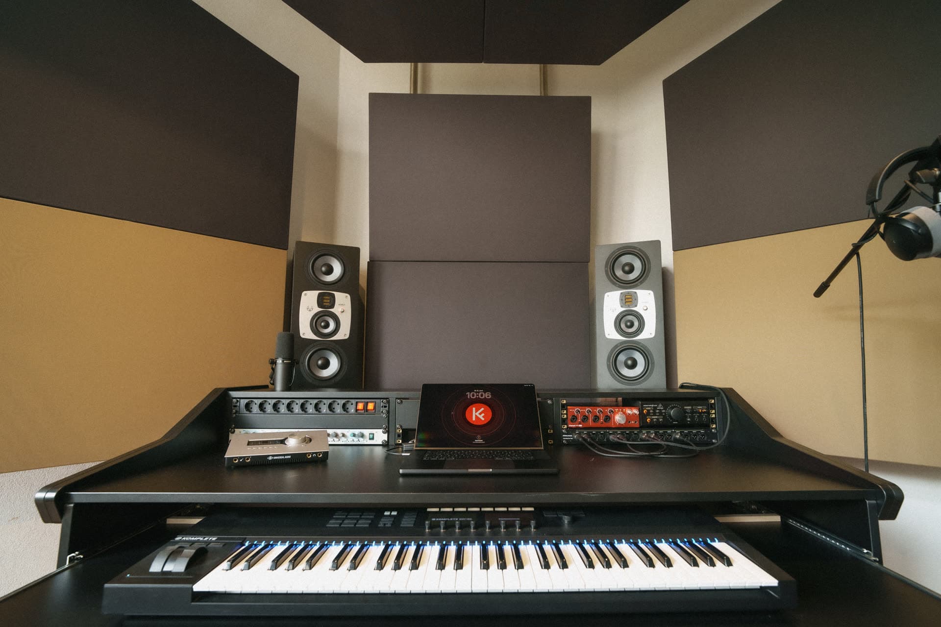 Studio D — photo 5